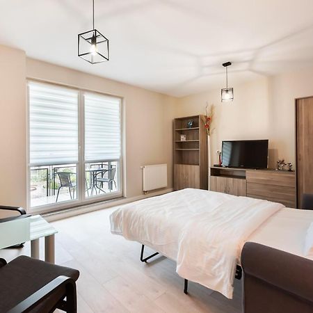 Ursus Pleasant Apartment Warsaw Exterior photo